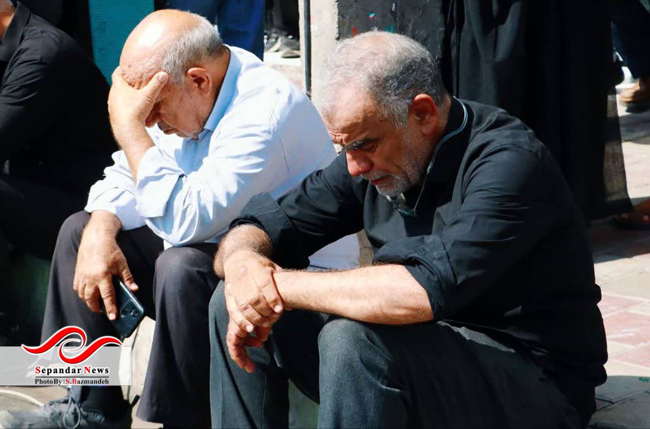 خداحافظ رفیق ...
گزارش تصویری مراسم وداع و تشییع شهدای رفسنجانی آسایشگاه ارتش منطقه بمپور
در قاب دوربین سعیده بازمانده