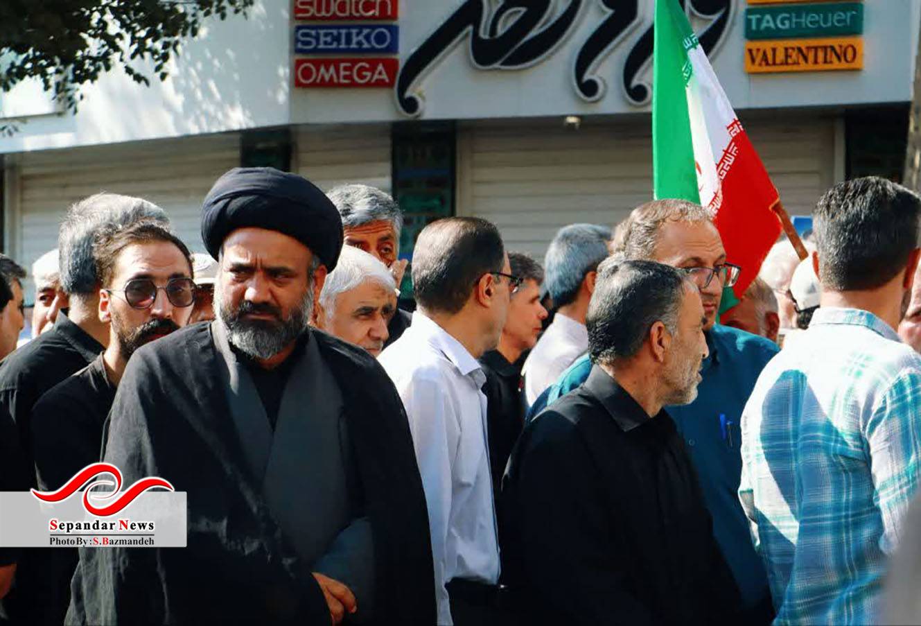 خداحافظ رفیق ...
گزارش تصویری مراسم وداع و تشییع شهدای رفسنجانی آسایشگاه ارتش منطقه بمپور
در قاب دوربین سعیده بازمانده