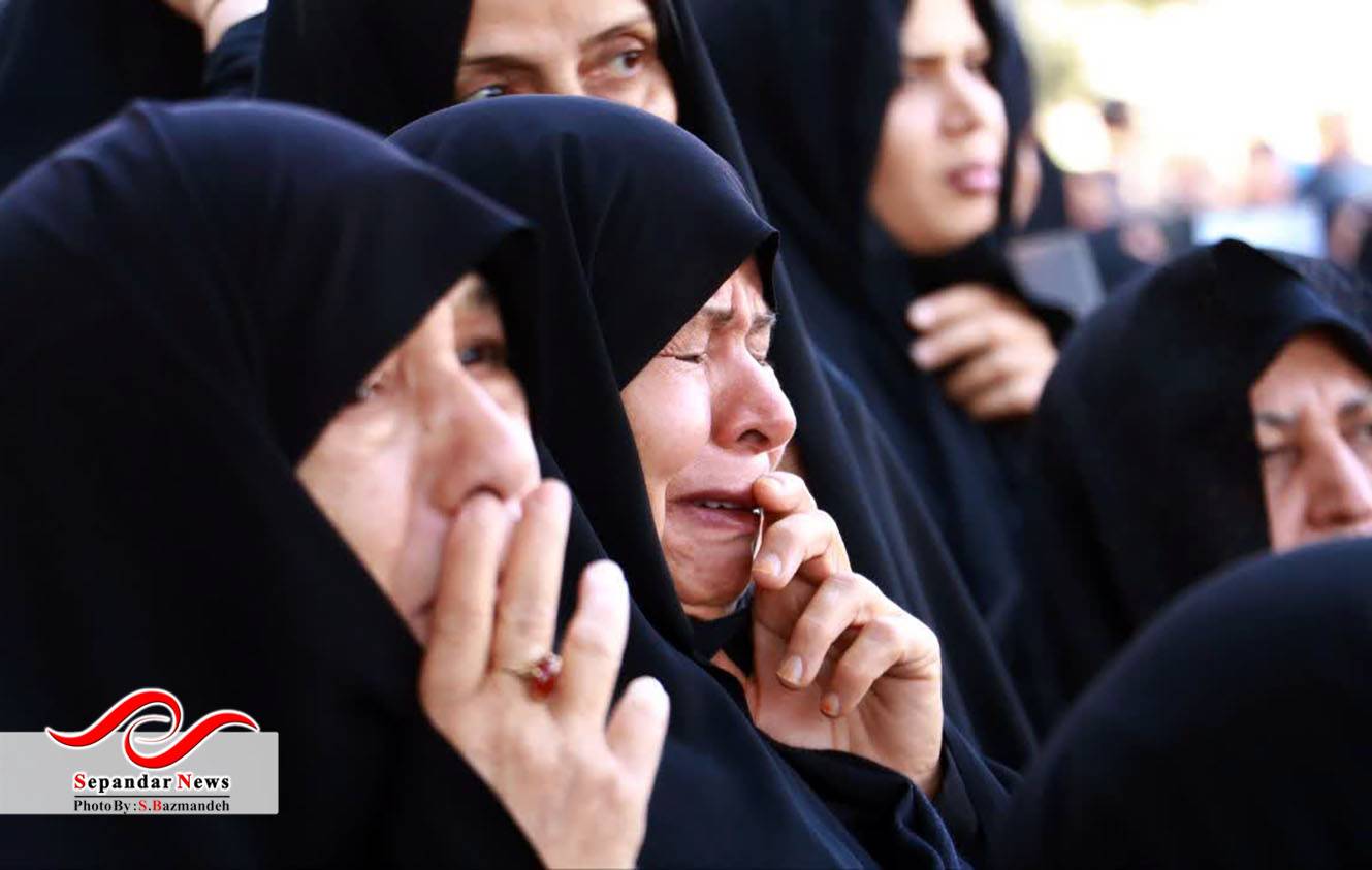 خداحافظ رفیق ...
گزارش تصویری مراسم وداع و تشییع شهدای رفسنجانی آسایشگاه ارتش منطقه بمپور
در قاب دوربین سعیده بازمانده