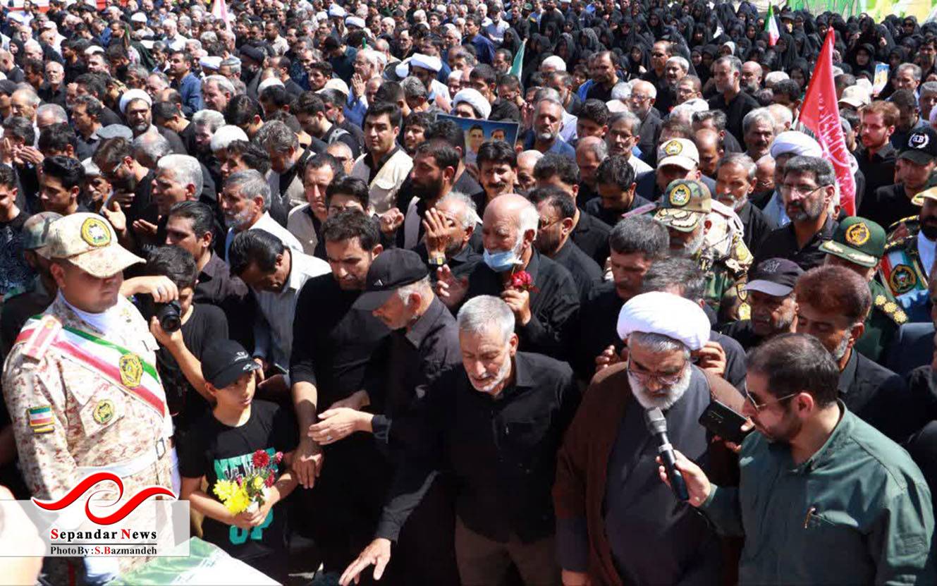 خداحافظ رفیق ...
گزارش تصویری مراسم وداع و تشییع شهدای رفسنجانی آسایشگاه ارتش منطقه بمپور
در قاب دوربین سعیده بازمانده