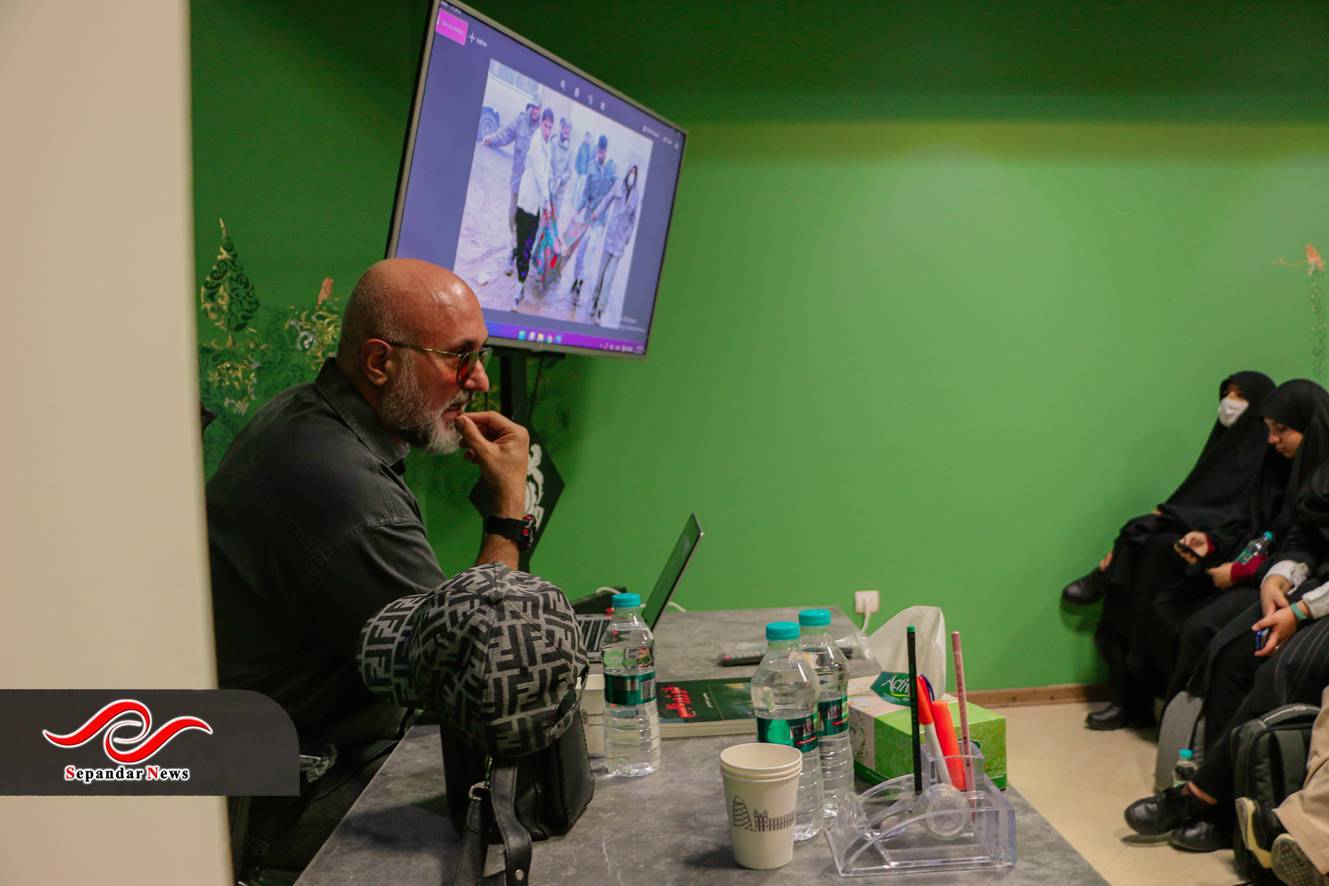 کارگاه عکاسی خبری در فرهنگسرای مس برگزار شد