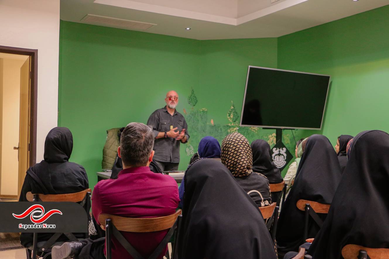 کارگاه عکاسی خبری در فرهنگسرای مس برگزار شد