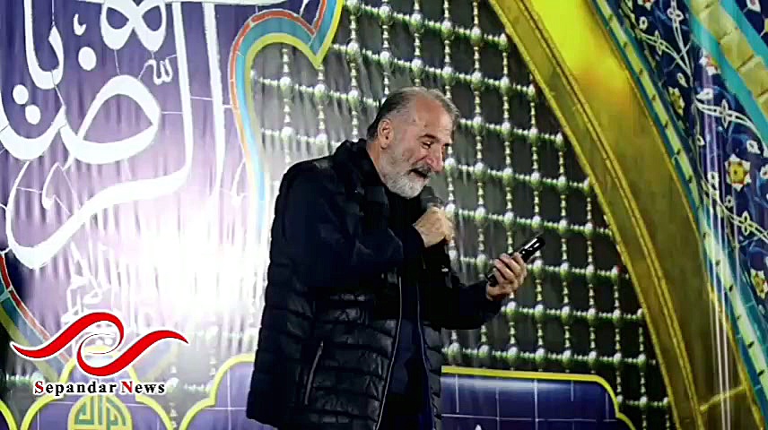 مهران رجبی در میدان شهید سلیمانی رفسنجان شعری در وصف به میدان آمدن خواند