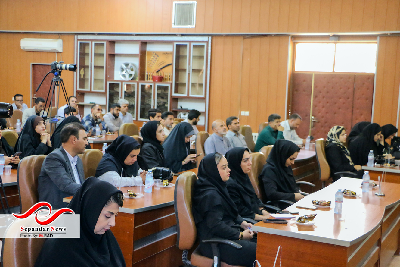 نشست خبری فرماندار رفسنجان با اصحاب رسانه برگزار شد
