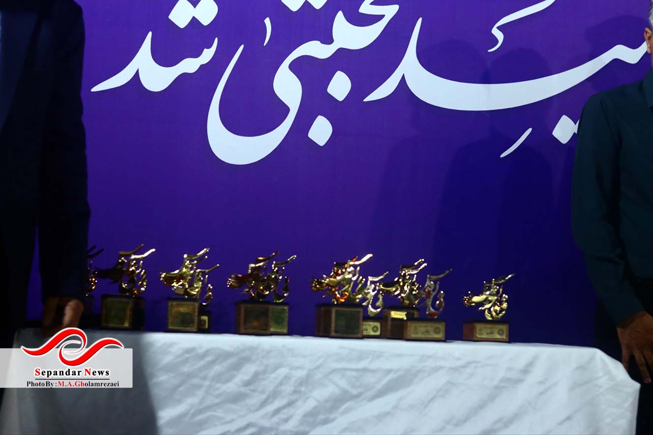 دهمین جشنواره استانی فانوس در میدان