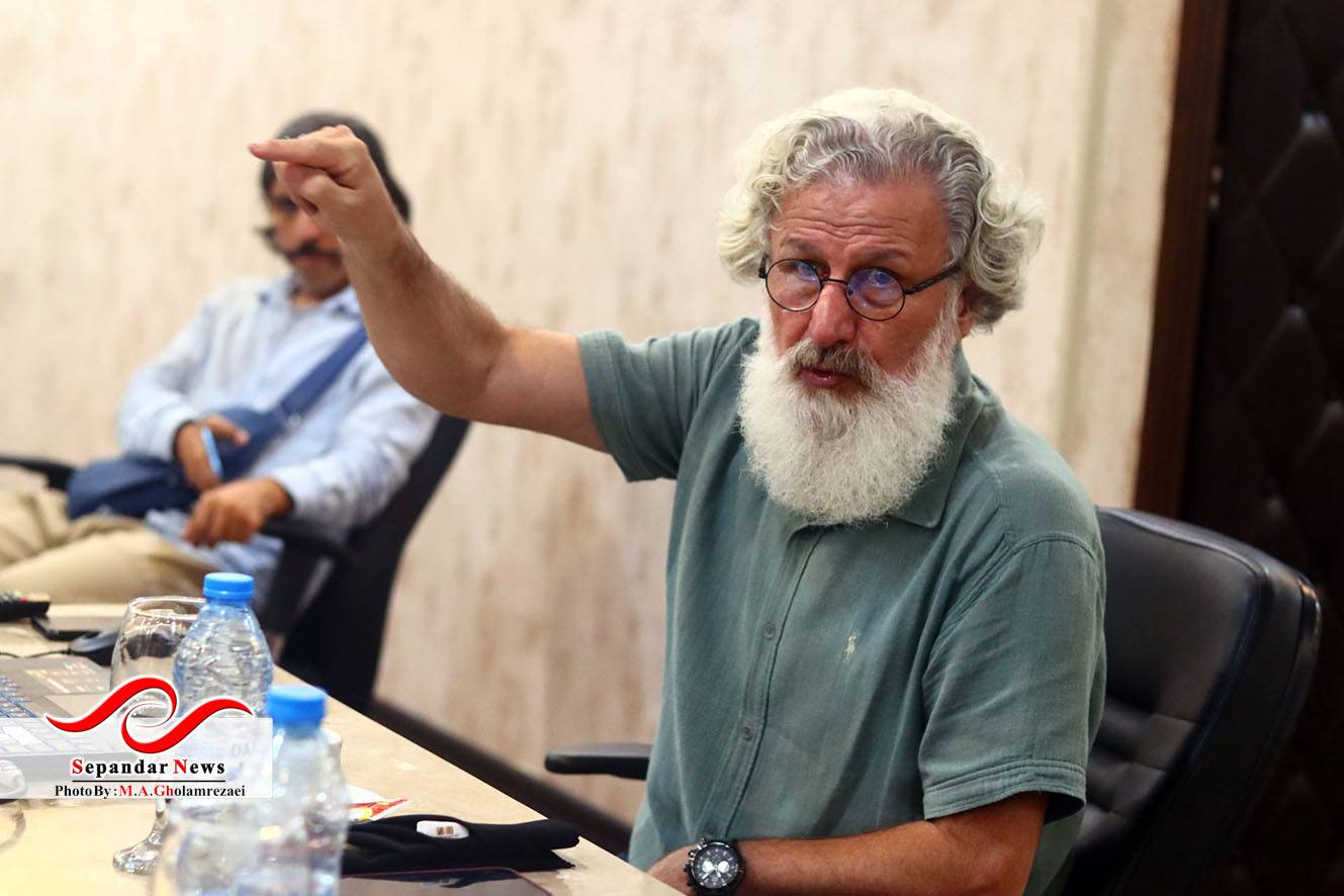 گزارش تصویری کارگاه های برگزار شده سومین جشنواره ملی فیلم رفسنجان (شهرنما)




عکس: محمدامین غلامرضایی