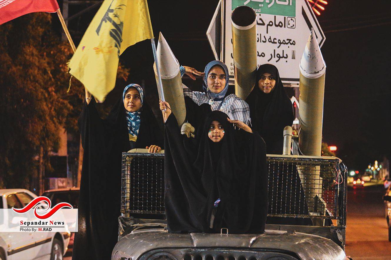 دختران رفسنجانی با اقتدار در میدان