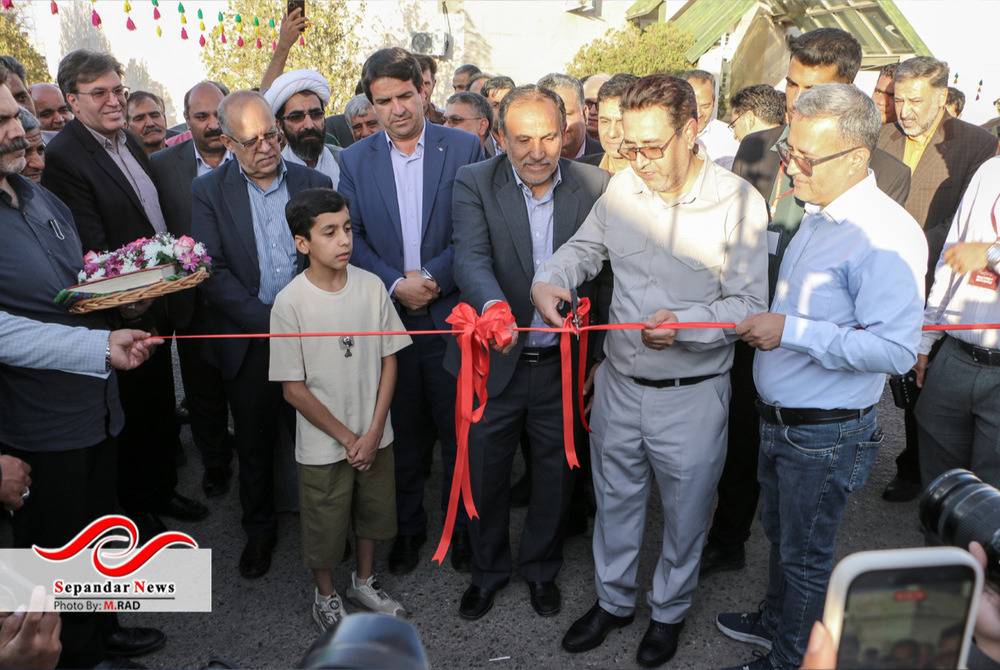 دهمین جشن ملی پسته رفسنجان آغاز به کار کرد