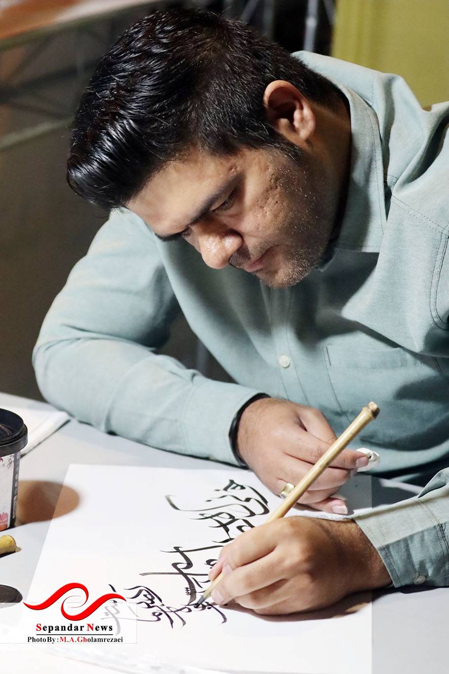 گزارش تصویری پنجاه و هفتمین قرار شبانه مردم رفسنجان در میدان شهید سلیمانی