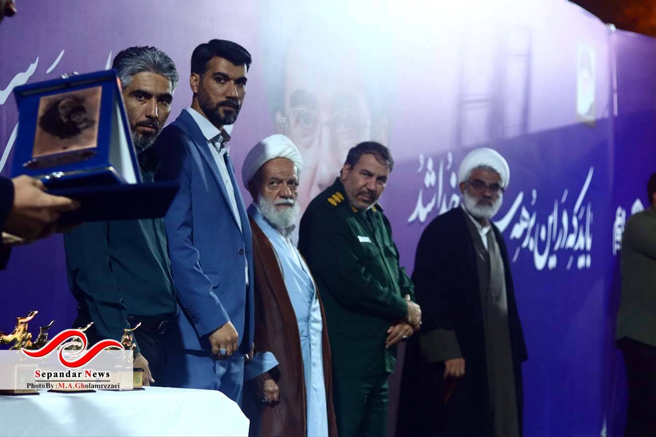 دهمین جشنواره استانی فانوس در میدان