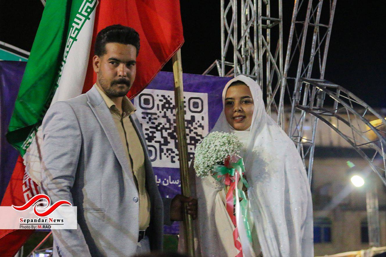 ازدواج آسان سه زوج رفسنجانی در هفتادو نهمین قرار شبانه مردم  رفسنجان درمیدان شهید سلیمانی 