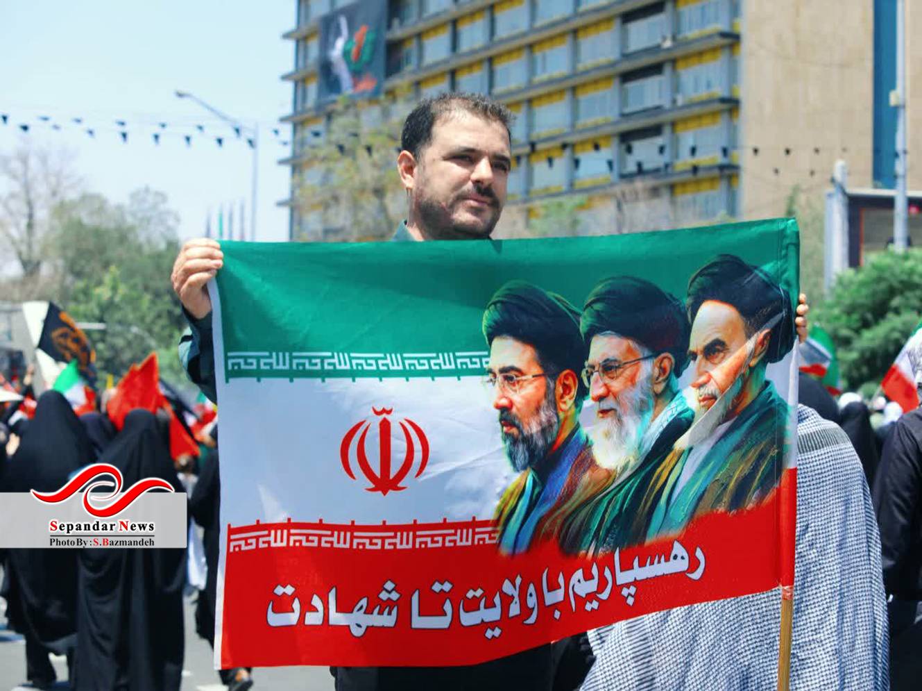 بدرقه آقای شهید ایران - 15 تیر 1405 - سعیده بازمانده 