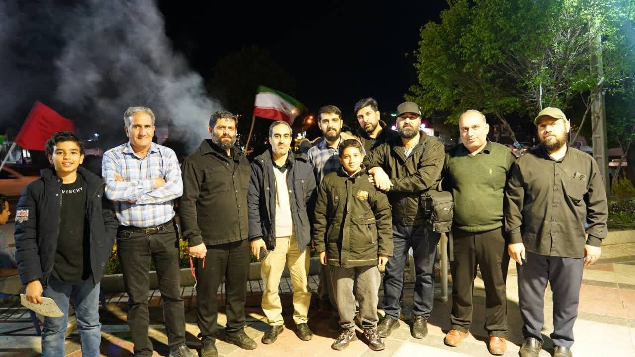 گزارش تصویری بیست و نهمین قرار شبانه مردم رفسنجان با حضور حاج حسین یکتا در میدان شهید سلیمانی