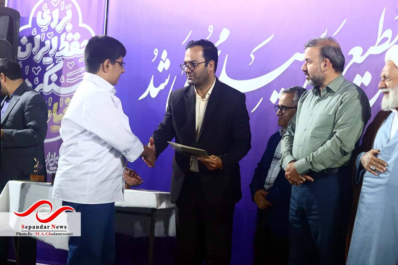 دهمین جشنواره استانی فانوس در میدان