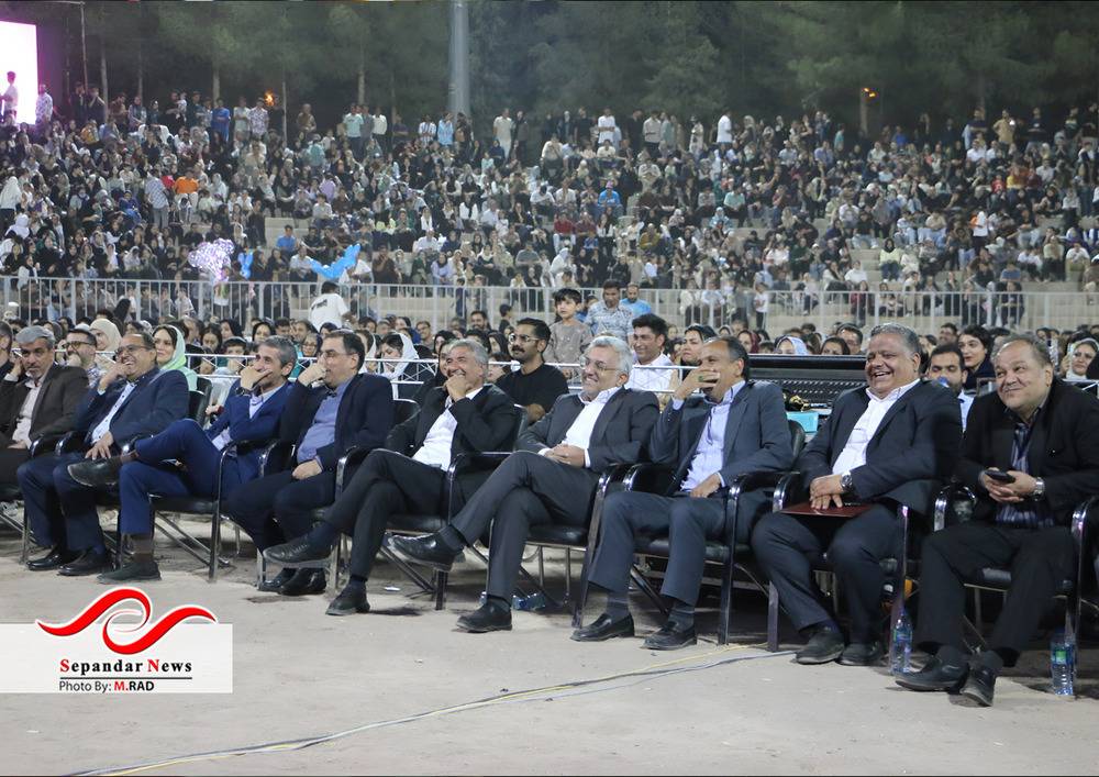  شبی از جنس فرهنگ، هنر و تجلیل از افتخارآفرینان