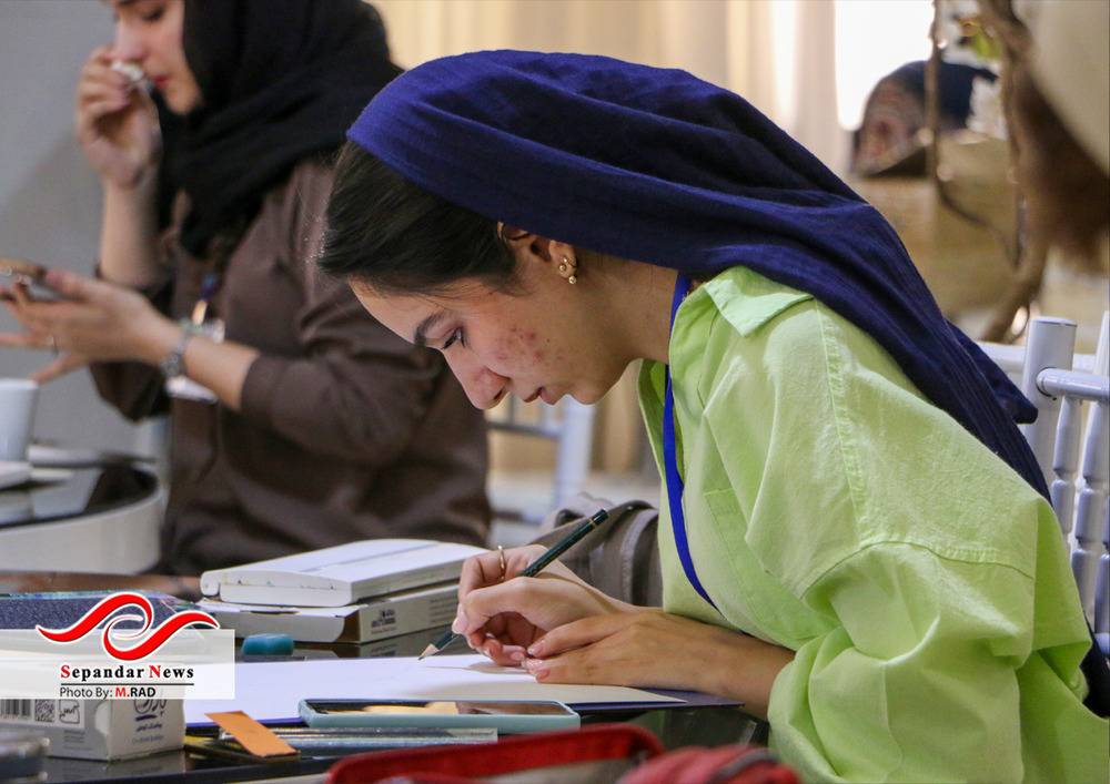 گزارش تصویری مسابقه نقاشی از برنامه های سومین روز جشن ملی پسته رفسنجان
