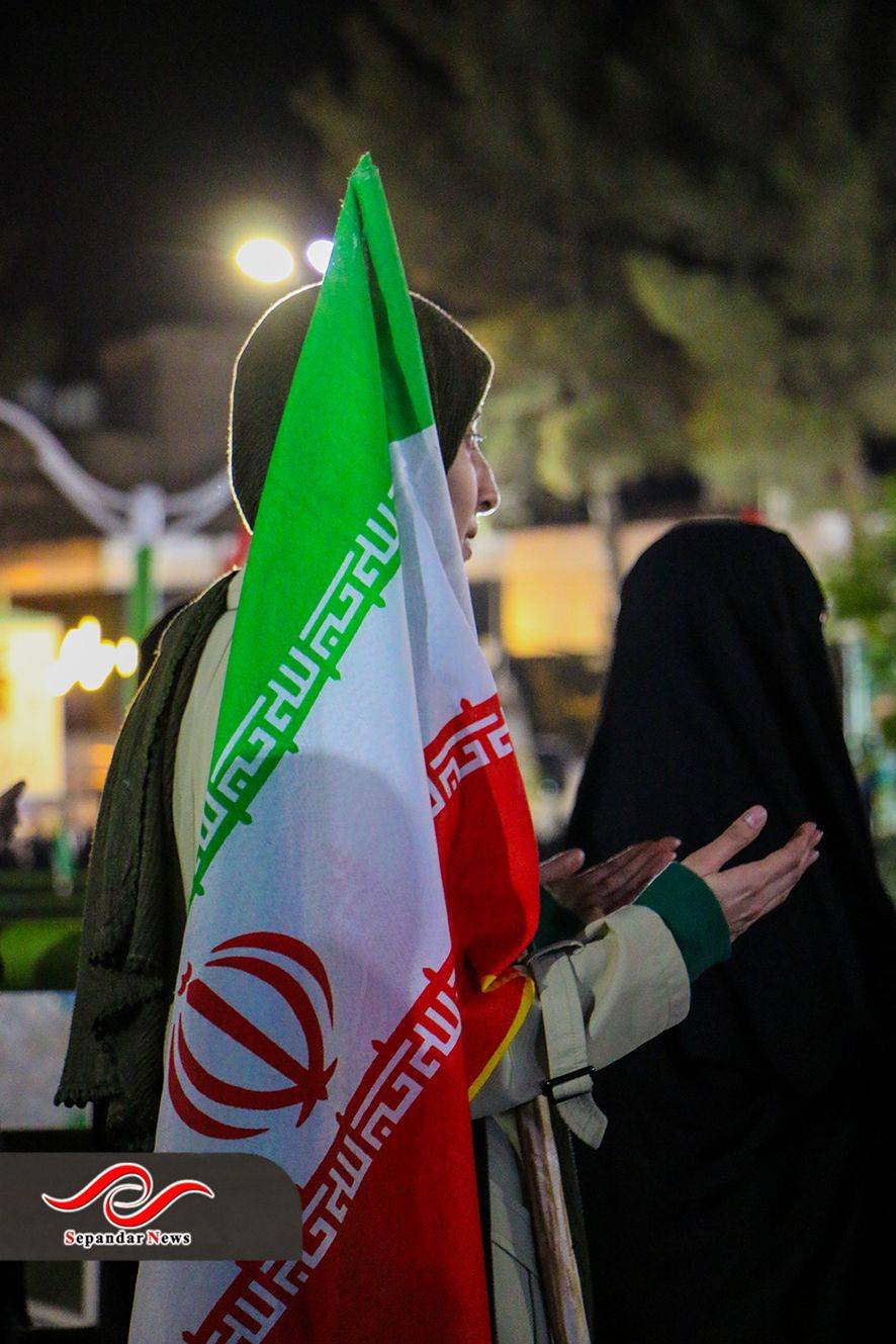 گزارش تصویری چهل و هشتمین قرار شبانه مردم رفسنجان در میدان شهید سلیمانی